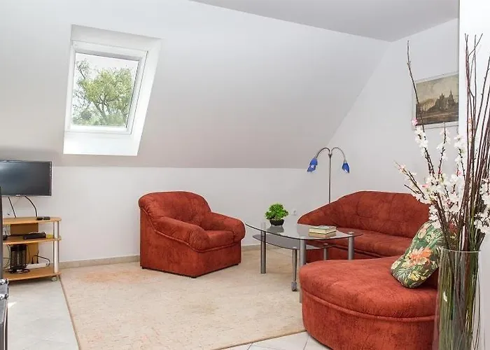 Familia 152c * Balatonmáriafürdő